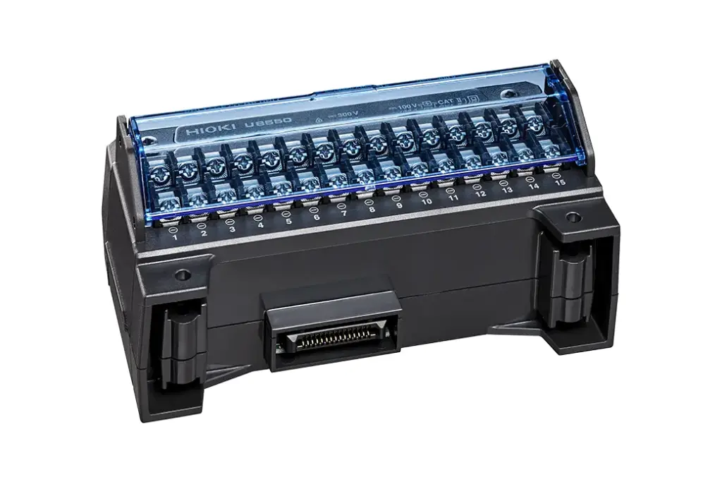 U8550. Módulo adquisidor de voltaje / temperatura